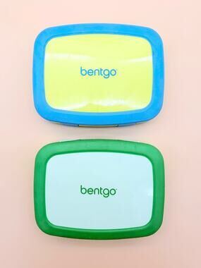 Bentgo Kids Lunch Box Lot 2 Bento Leakproof 5 Compartment Blue Yellow Green